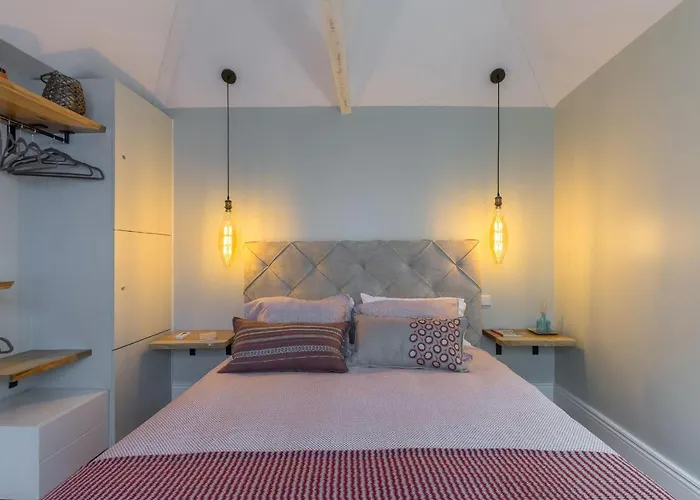 Elegant 2br Duplex In Center By Lovelystay * Oporto