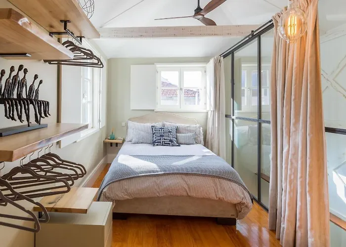 Elegant 2br Duplex In Center By Lovelystay *