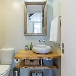 Elegant 2br Duplex In Center By Lovelystay *