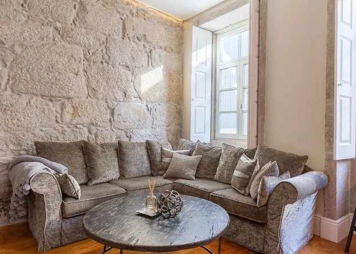 Elegant 2br Duplex In Center By Lovelystay Apartamento Porto