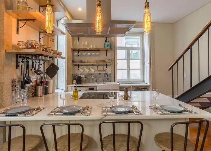 Elegant 2br Duplex In Center By Lovelystay Porto